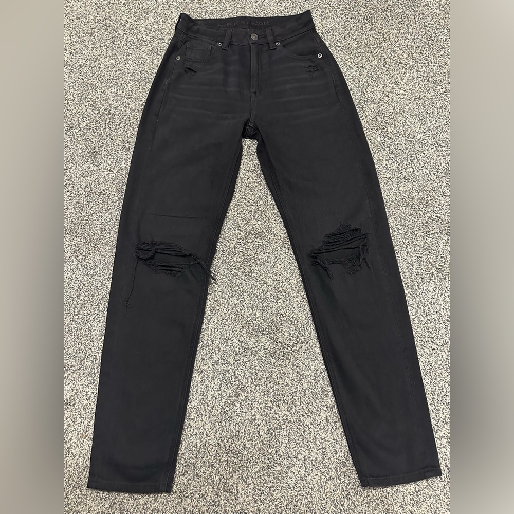 Black High-waisted Mom Jeans! Size 00 Long!!